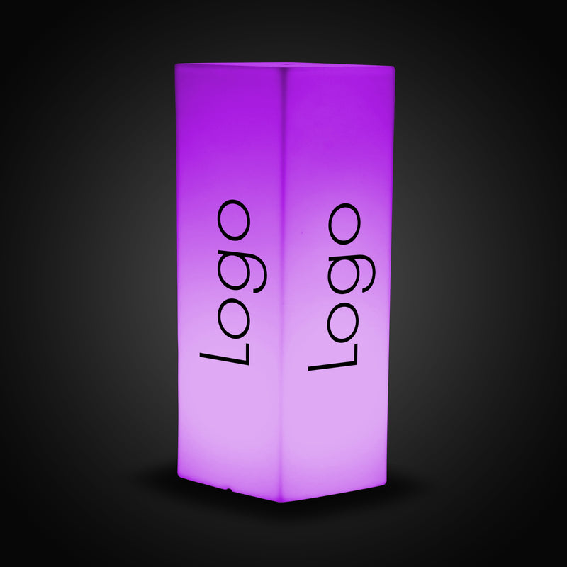 Expo-tentoonstelling Logo Light Box Sign, hoge verlichte, op maat gemaakte kolomplint met plintweergave voor bedrijfsevenementen, conferentiedecor
