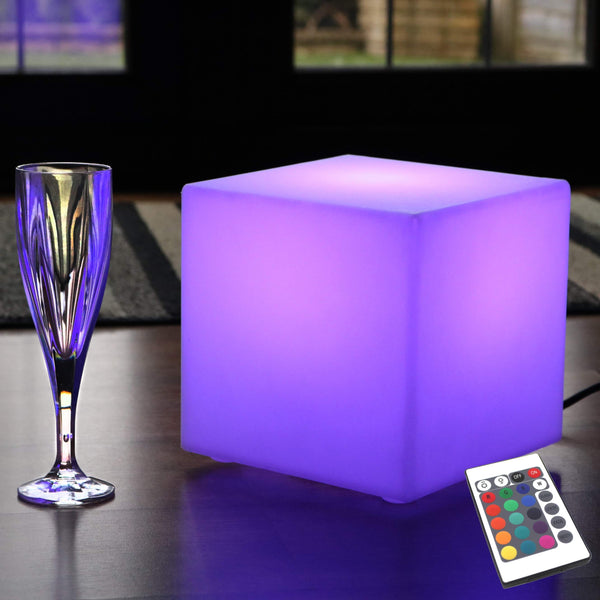 LED-nachtlamp op netstoom, RGB-kubus verschillende kleuren, 20 x 20cm