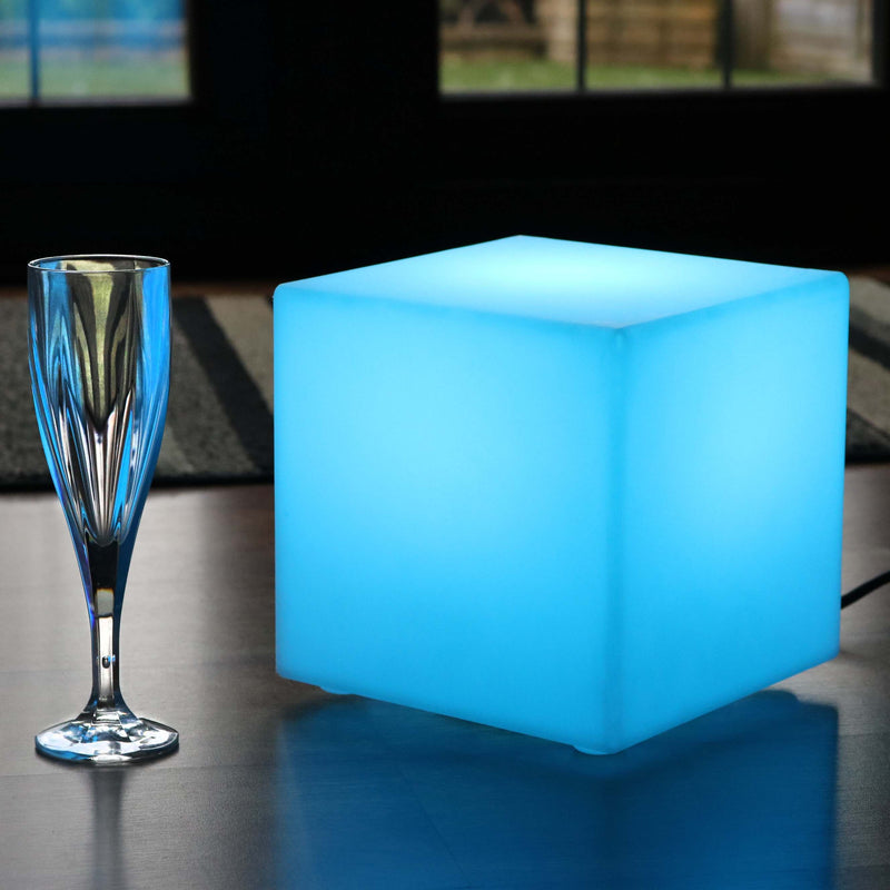 LED-nachtlamp op netstoom, RGB-kubus verschillende kleuren, 20 x 20cm