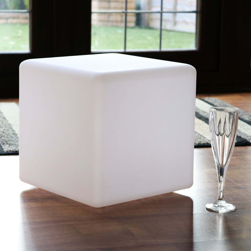 Tafellamp netstroom, LED-kubus inclusief afstandsbediening, 30 x 30 cm