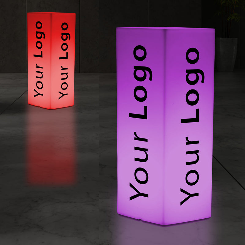 Expo-tentoonstelling Logo Light Box Sign, hoge verlichte, op maat gemaakte kolomplint met plintweergave voor bedrijfsevenementen, conferentiedecor
